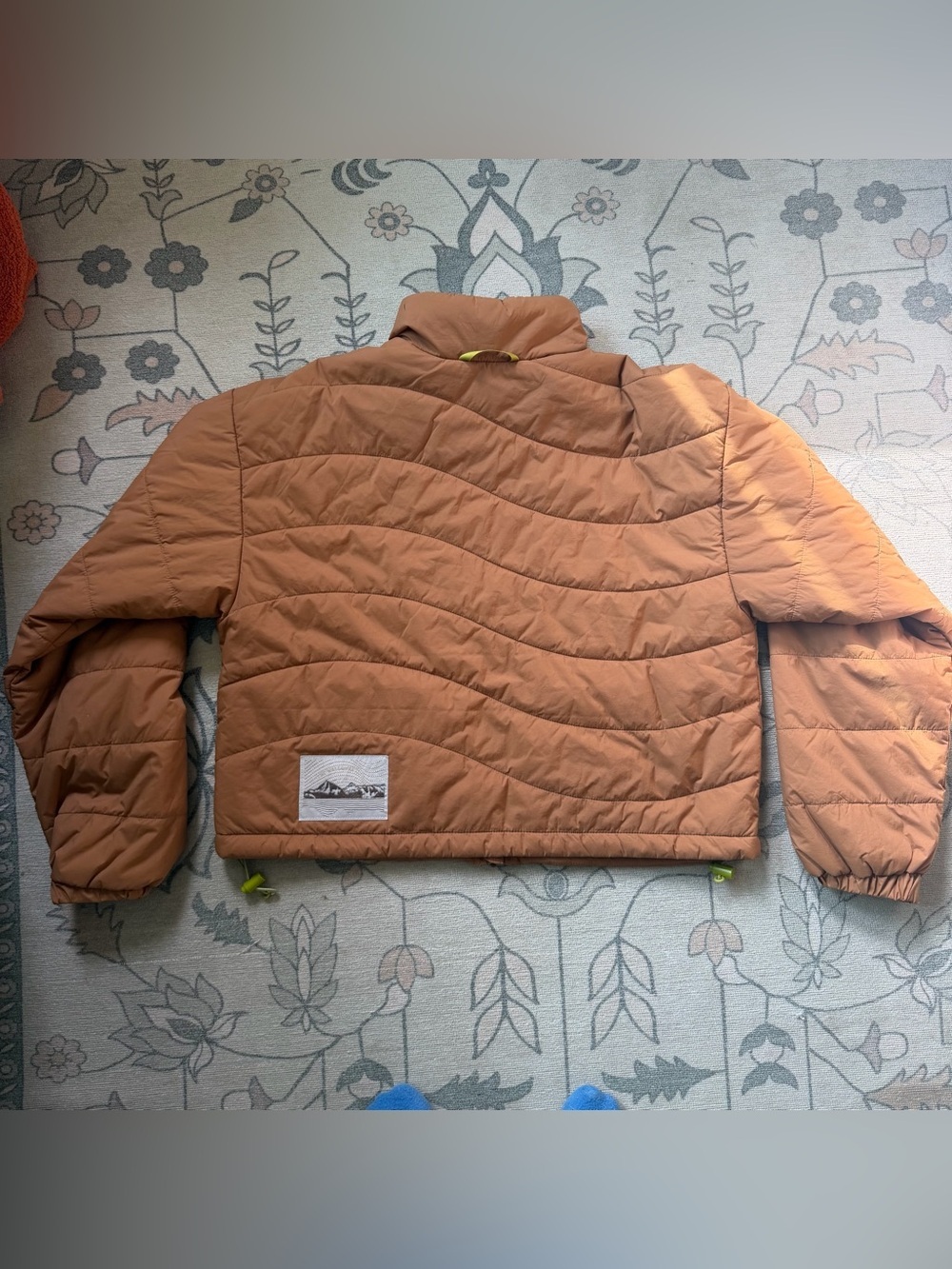 Columbia Women's small Wallowa Insulated quilted mountain print puffer Jacket - Picture 8 of 9